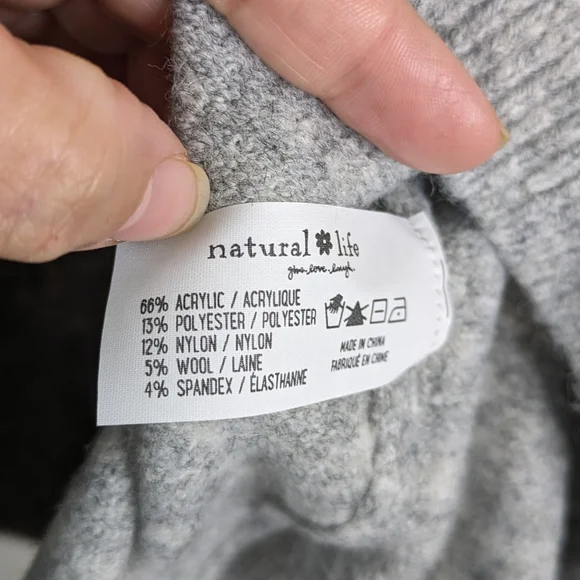 Natural Life Everyone’s Favorite Sweater XS Ash Flower Intarsia Daisy Whimsical - Picture 9 of 12